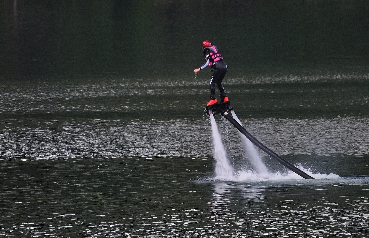 flyboarding 